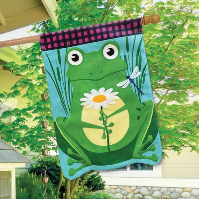 Daisy Frog Summer Burlap Sculpted House Flag 28" X 40" Briarwood Lane 2 Daisy Frog Summer Burlap Sculpted House Flag 28" X 40" Briarwood Lane - Image 2