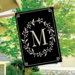 Briarwood Lane Classic Monogram Letter M House Flag Double-Sided 28" X 40" -Briarwood Lane Verkoop GUEST 951ba9f5 2f95 46ec b351 8294322d28e6